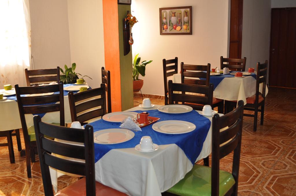 Hotel Confortel Armenia Kültér fotó